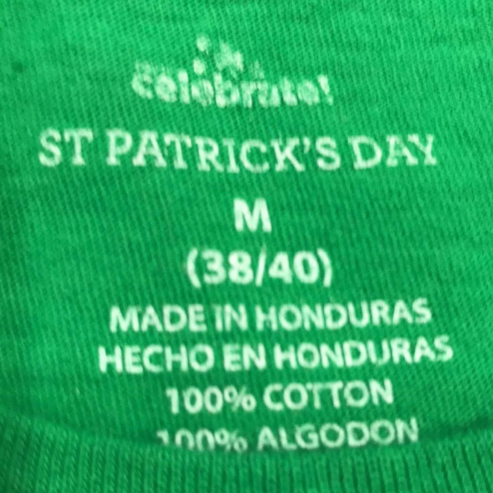 ST PATRICKS DAY medium 38/40 UNISEX t shirt. Beautiful green. GO HAV F U N - Picture 2 of 5